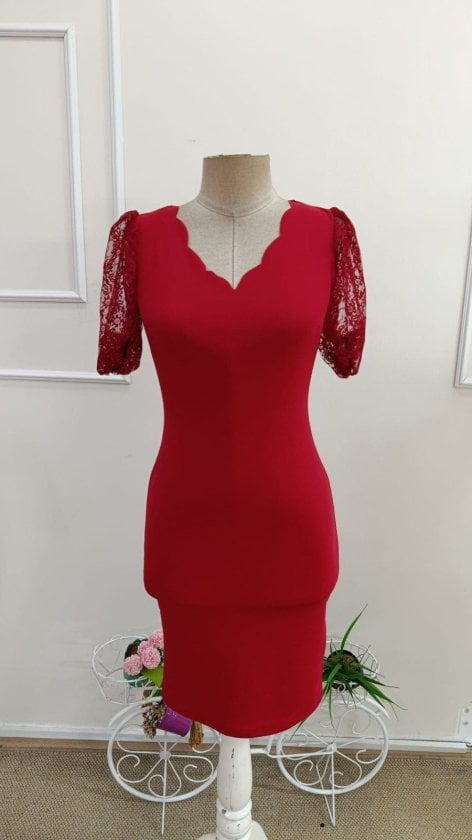 Women's Red Scalloped V-Neck Lace Puff Sleeve Stretch Knit Dress - Janes - by Peralane - photo 4