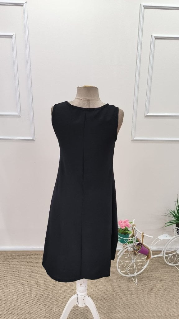 Women's Sleeveless Round Neck Pleated A-Line Dress - Black - Janes - by Peralane - photo 7