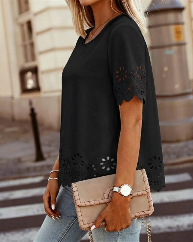 Women's Short-Sleeved Round Neck Blouse with Laser-Cut Floral Details - Janes - by Peralane - photo 2