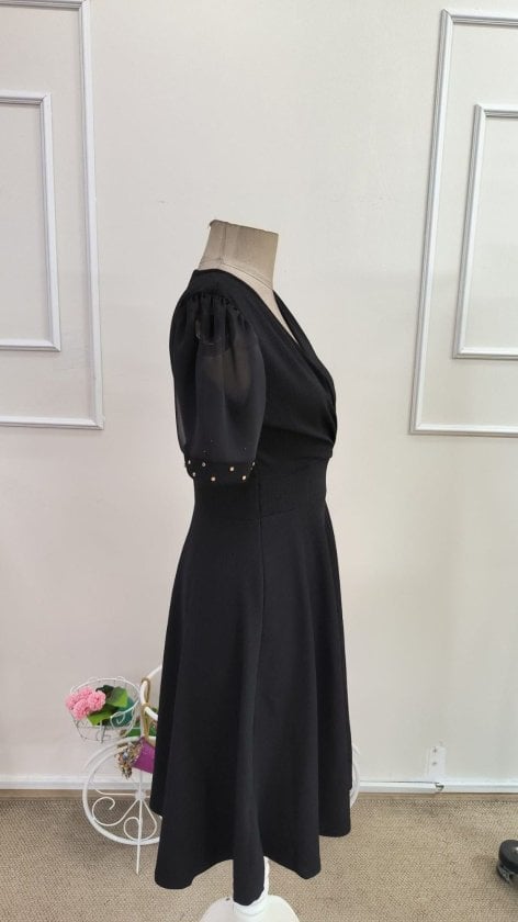 Women's Short-Sleeve V-Neck Wrap Dress with Tulle Beaded Sleeves - Janes - by Peralane - photo 5