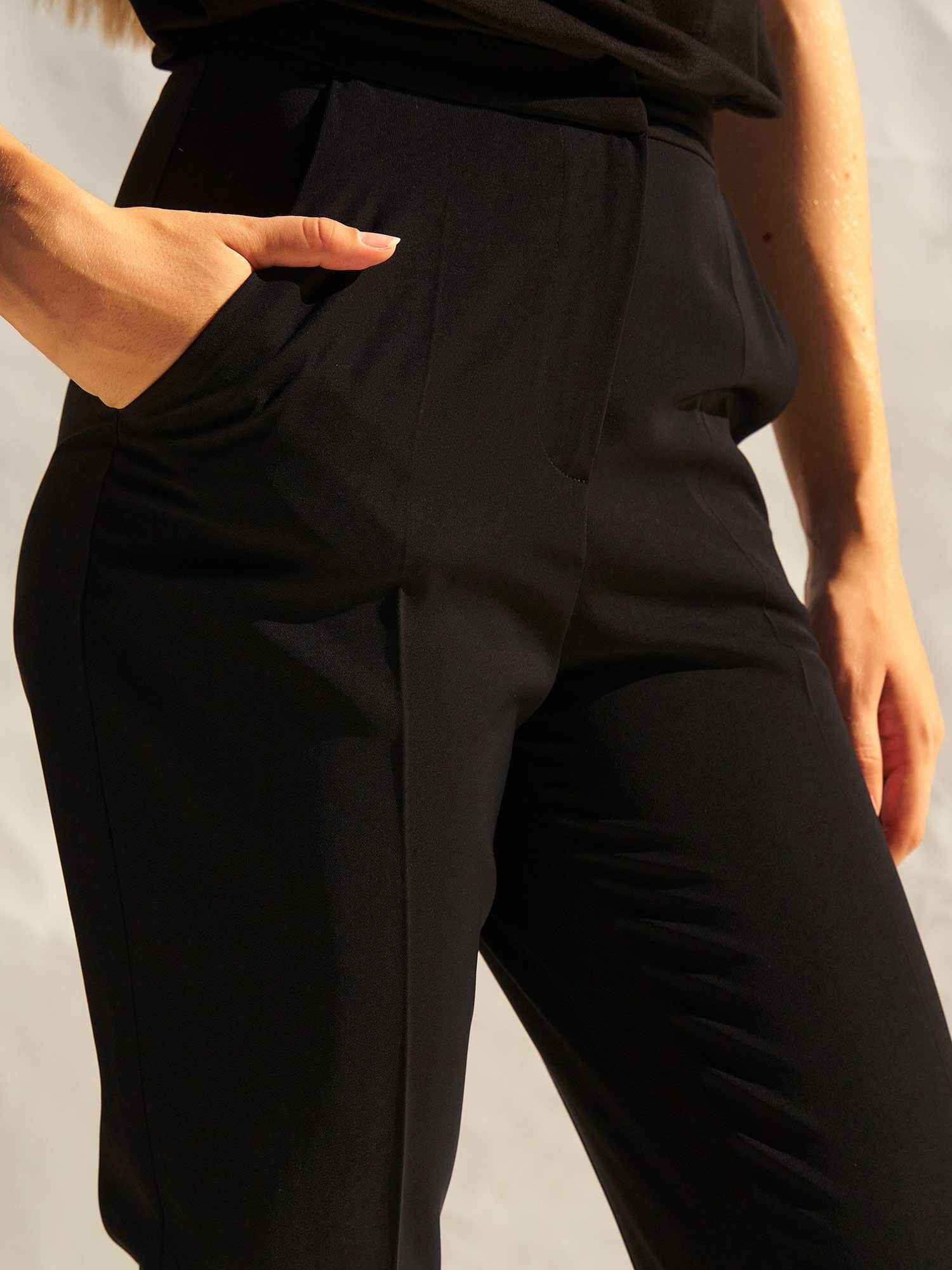 High-Waist Slit Detail Carrot Trousers - Black - Lefon - by Peralane - photo 8