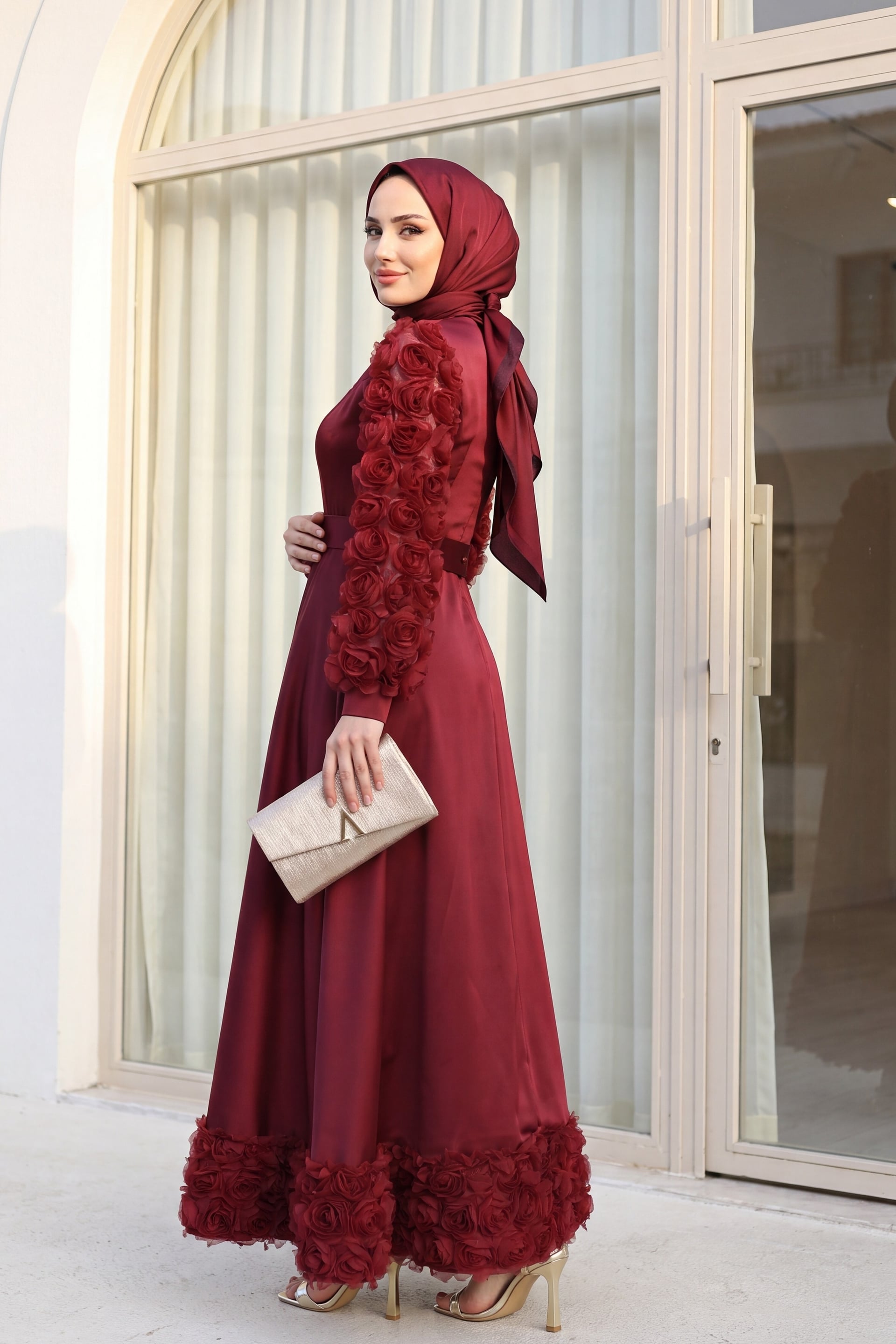 Rose Detail Satin Evening Dress - Burgundy - Podyumplus - by Peralane - photo 5