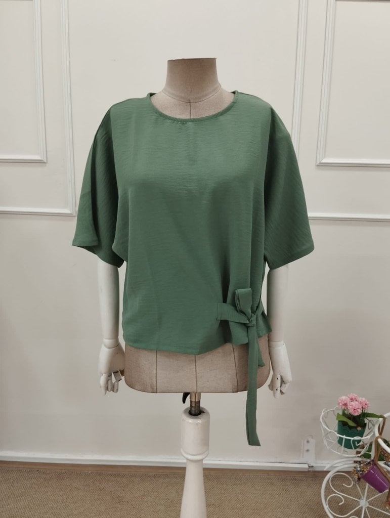 Women's Short-Sleeve Round Neck Side-Tie Knit Blouse - Janes - by Peralane - photo 5