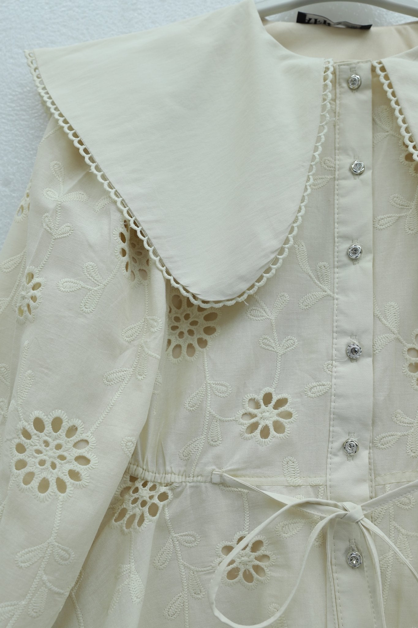 Cream Floral Eyelet Two-Piece Set with Blouse and Skirt - Podyumplus - by Peralane - photo 4