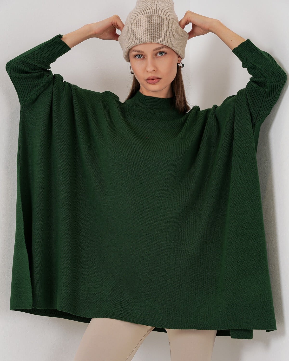 Side Slit Oversize Poncho Knit Sweater - Emerald Green - Bigdart - by Peralane - photo 7