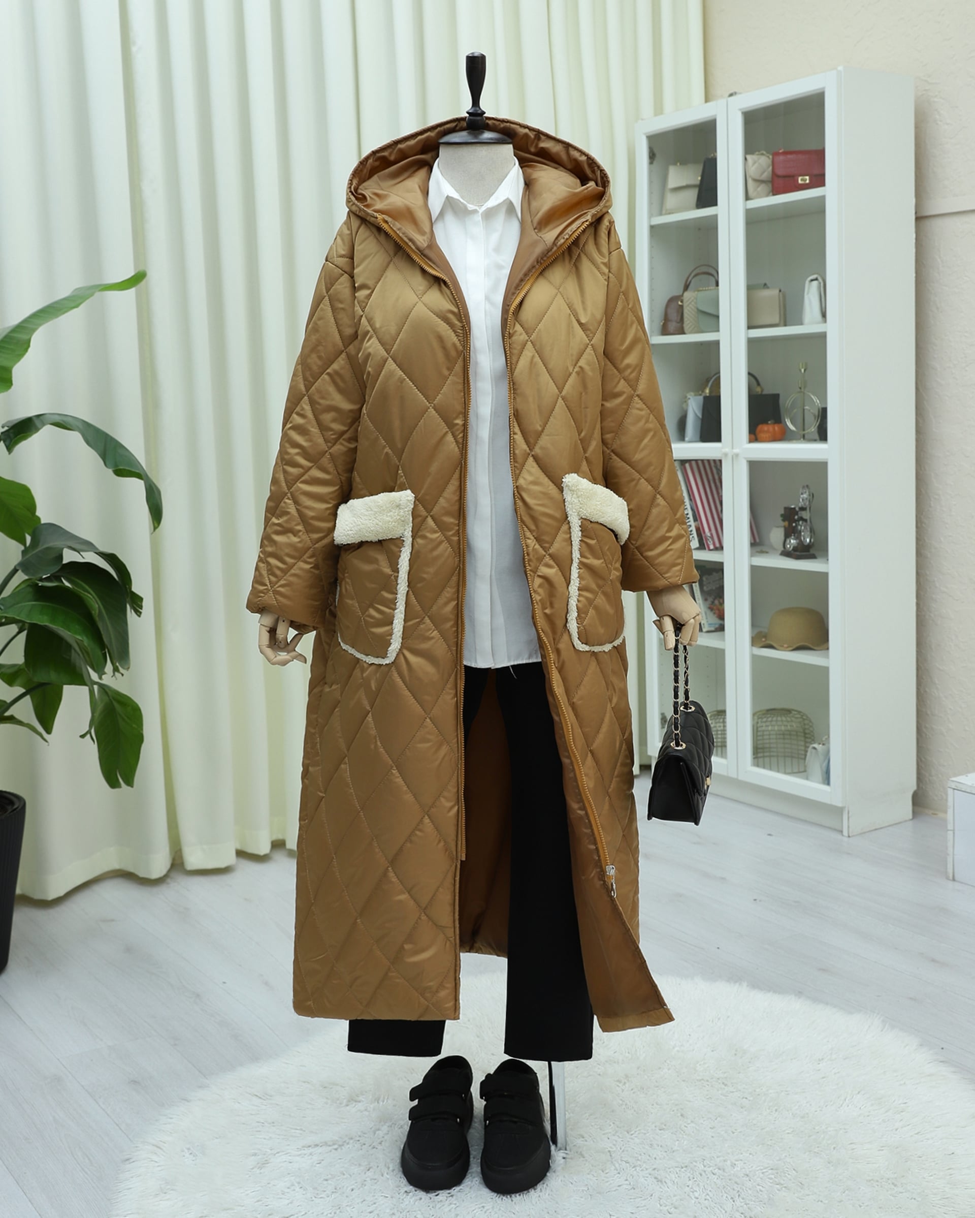 Long Quilted Coat with Hood and Pockets - Camel - Podyumplus - by Peralane - photo 4