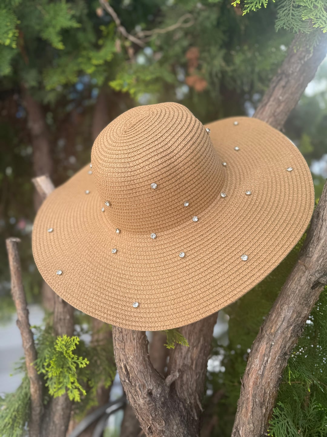 Full Rhinestone Camel Wide-Brimmed Straw Hat - Nesvay - by Peralane