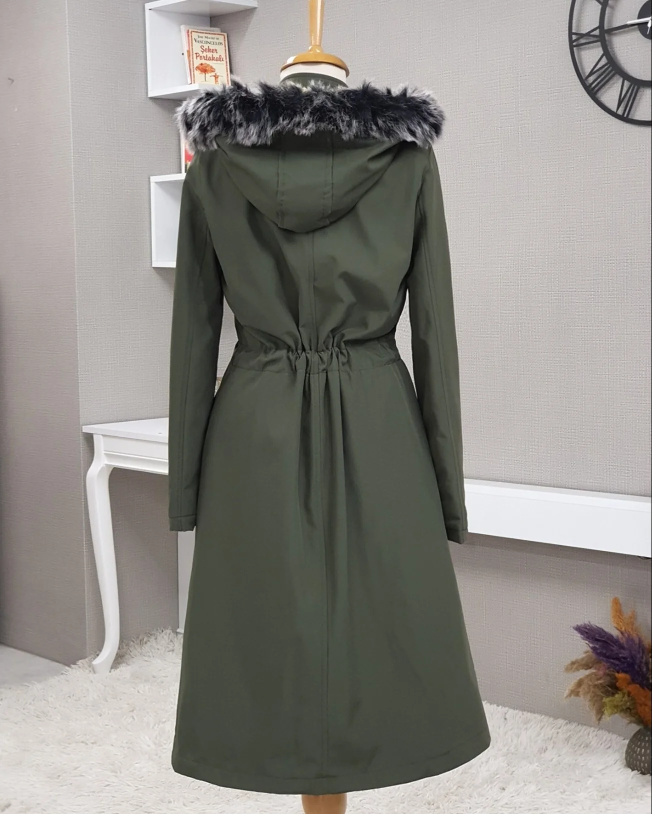 Hooded Long Olive Green Winter Coat with Faux Fur Trim - Podyumplus - by Peralane - photo 5