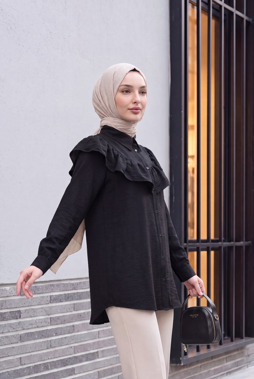 Black Ruffled Rayon Tunic with Button Front - Podyumplus - by Peralane - photo 2
