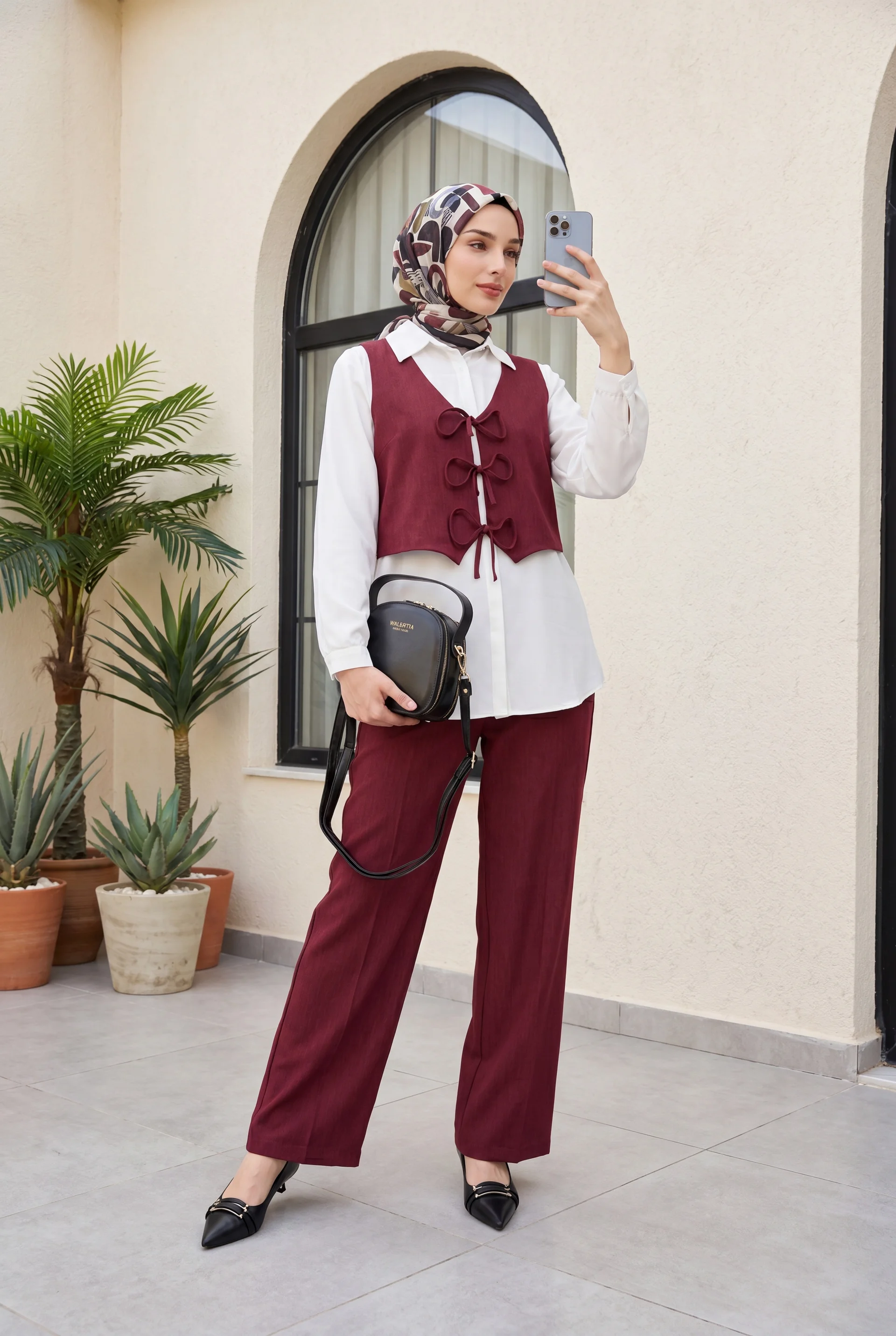 Burgundy Tie-Front Vest and Wide-Leg Trousers Two-Piece Set - Podyumplus - by Peralane - photo 3