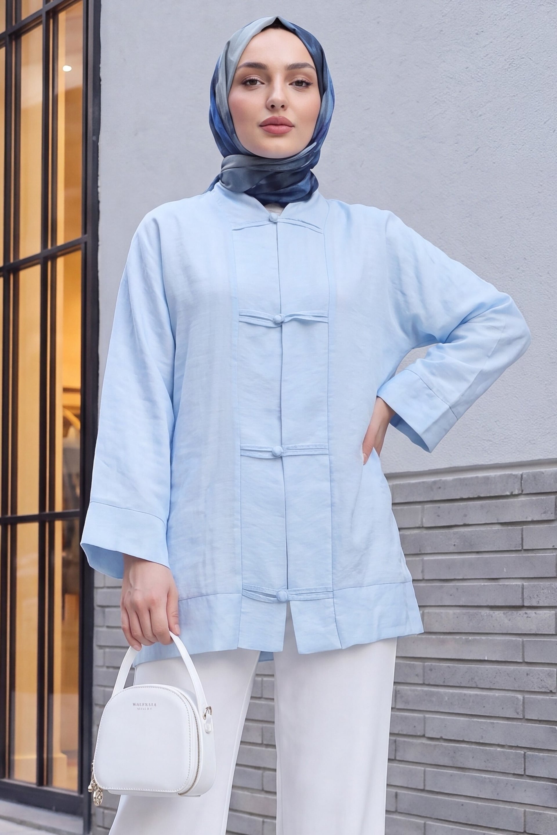 Biye Buttoned V-Neck Organza Voile Oversize Kimono - Light Blue - Podyumplus - by Peralane
