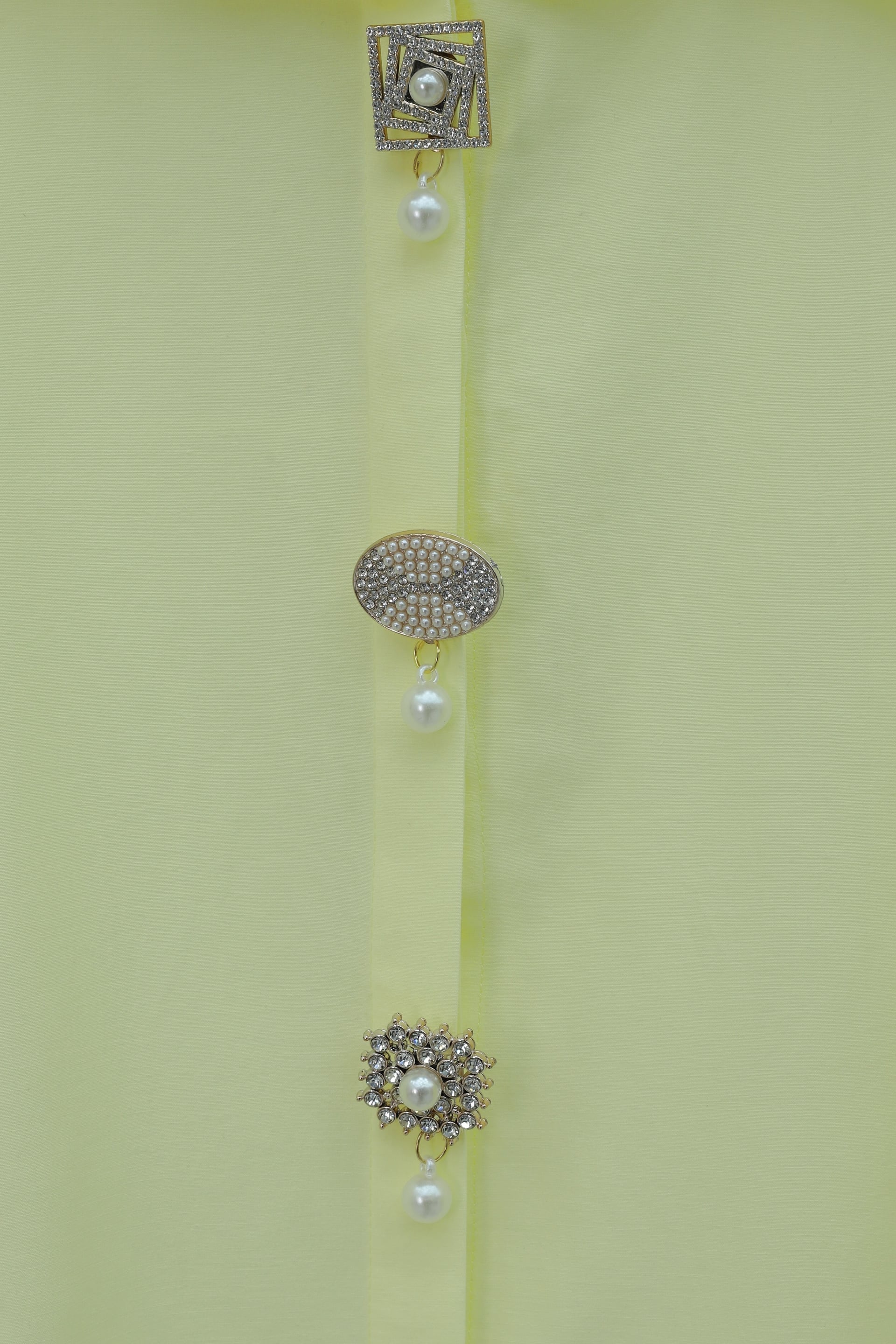 Pale Yellow Brooch Detail Hidden Button Poplin Blouse - Podyumplus - by Peralane - photo 4