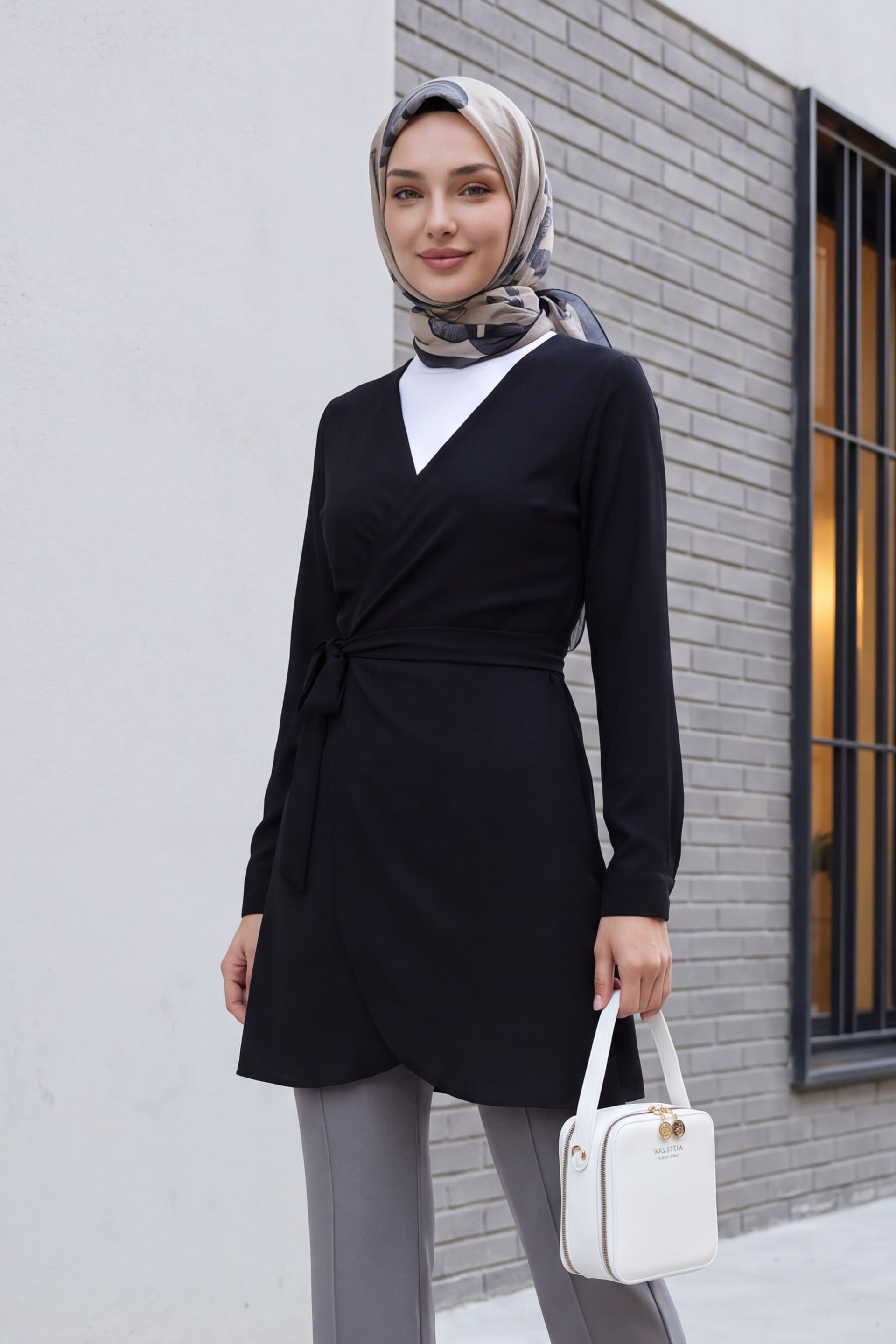 Black Wrap-Style Tie-Waist Tunic Dress - Podyumplus - by Peralane