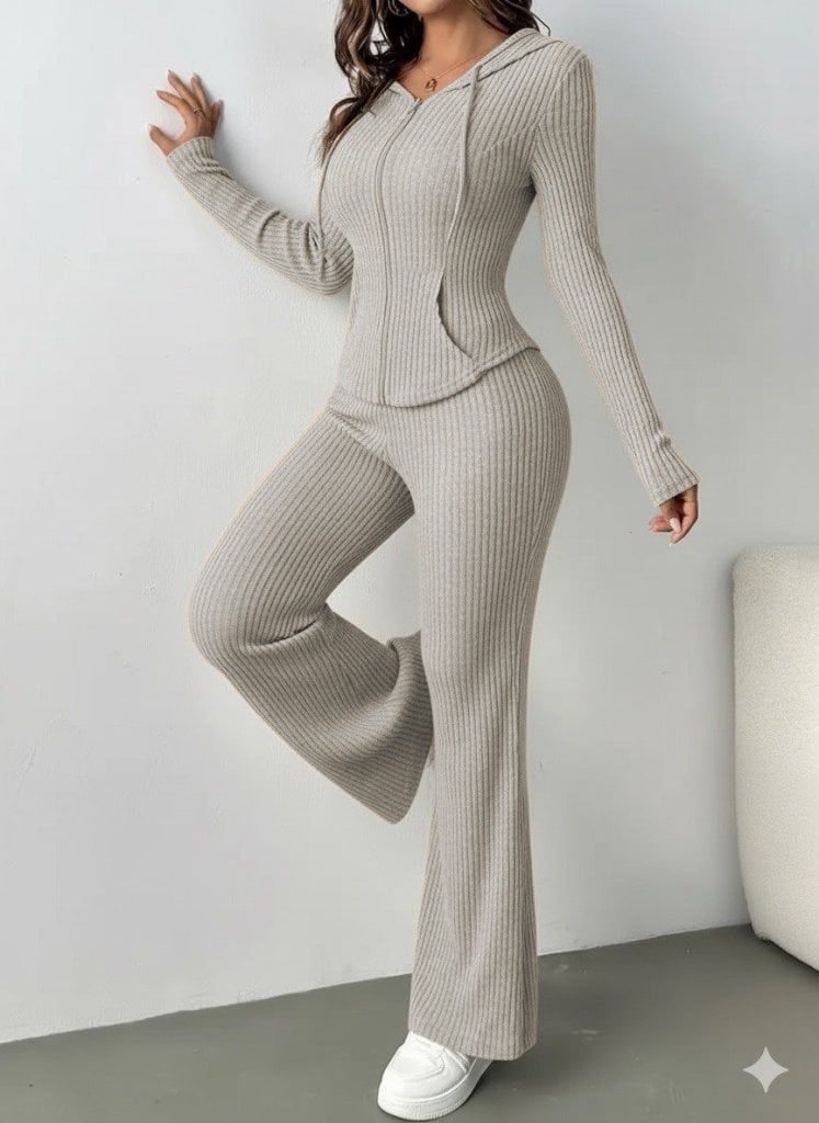 Women's Two-Piece Hooded Zip-Up Jacket and Flared Trousers Loungewear Set - Janes - by Peralane