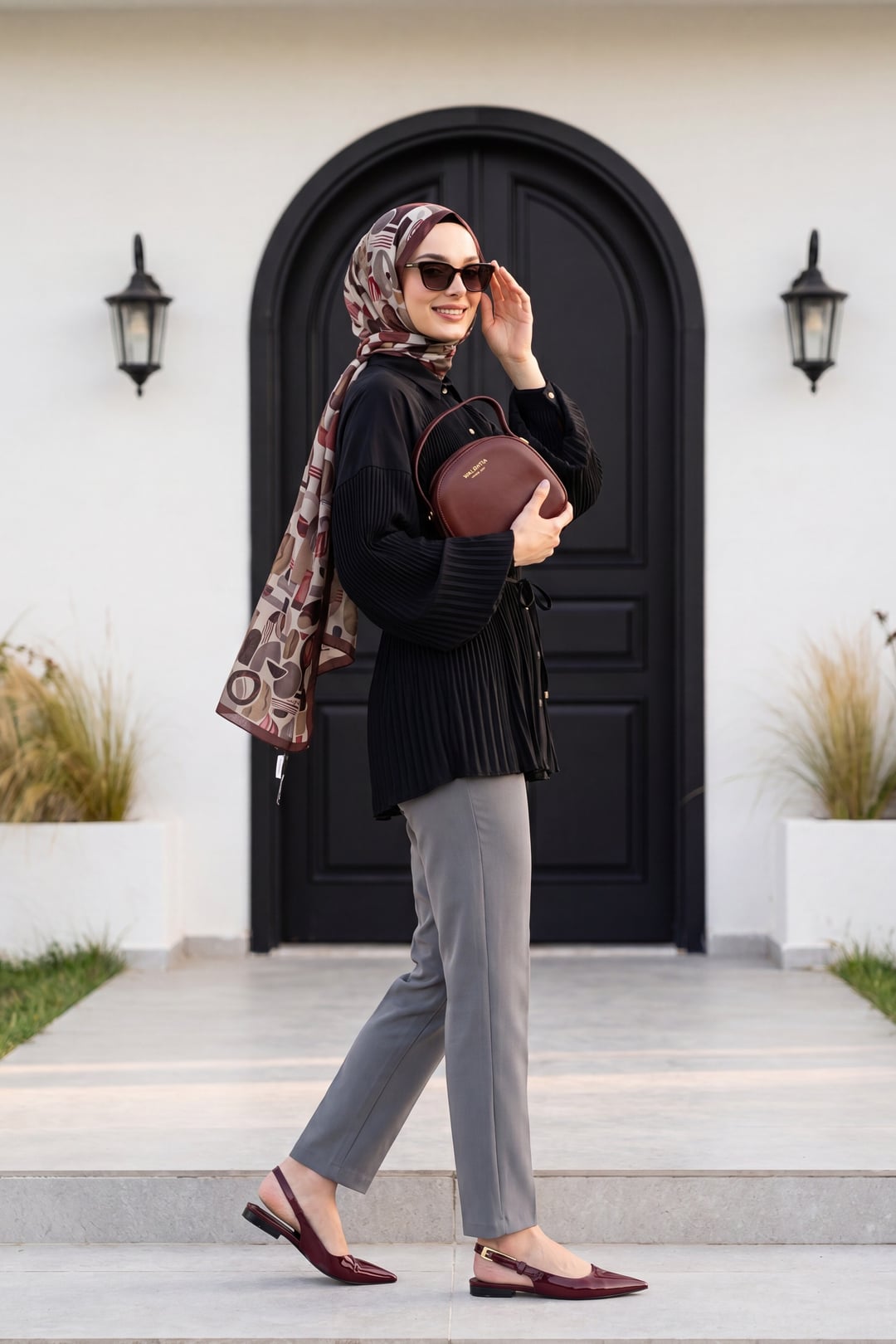Pleated Carrot Trousers - Grey - Podyumplus - by Peralane - photo 2
