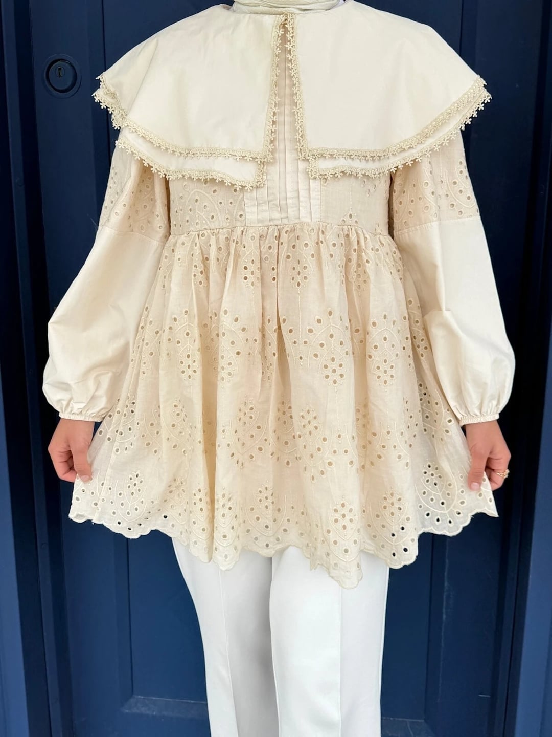 Beige Eyelet Tunic with Ruffled Collar and Elastic Sleeves - Podyumplus - by Peralane - photo 2