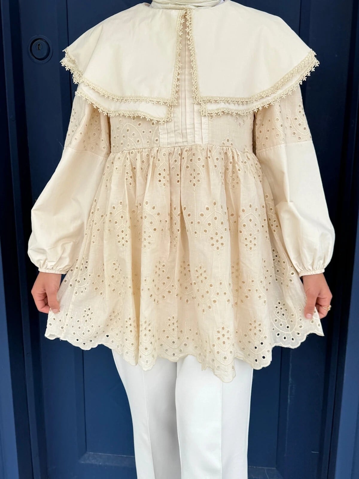 Beige Eyelet Tunic with Ruffled Collar and Elastic Sleeves - Podyumplus - by Peralane - photo 2