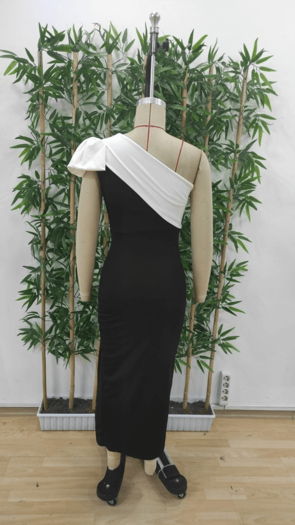 Women's Sleeveless Black Midi Dress with White Draped Neckline and Side Slit - Janes - by Peralane - photo 7