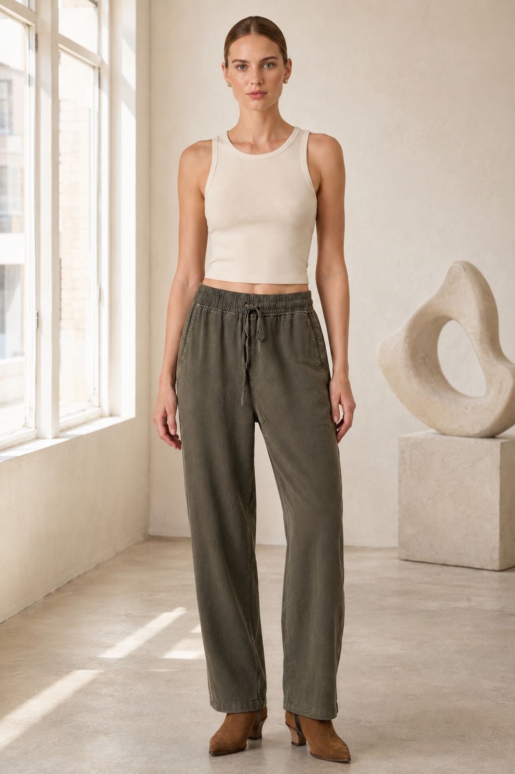Dallas Linen Mom Trousers in Khaki - S-XL Size Set - Xlove - by Peralane - photo 2