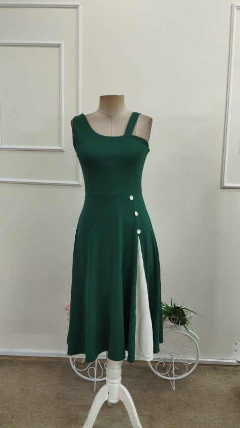 Women's Sleeveless Asymmetric Neckline Midi Dress with Buttons - Janes - by Peralane - photo 4