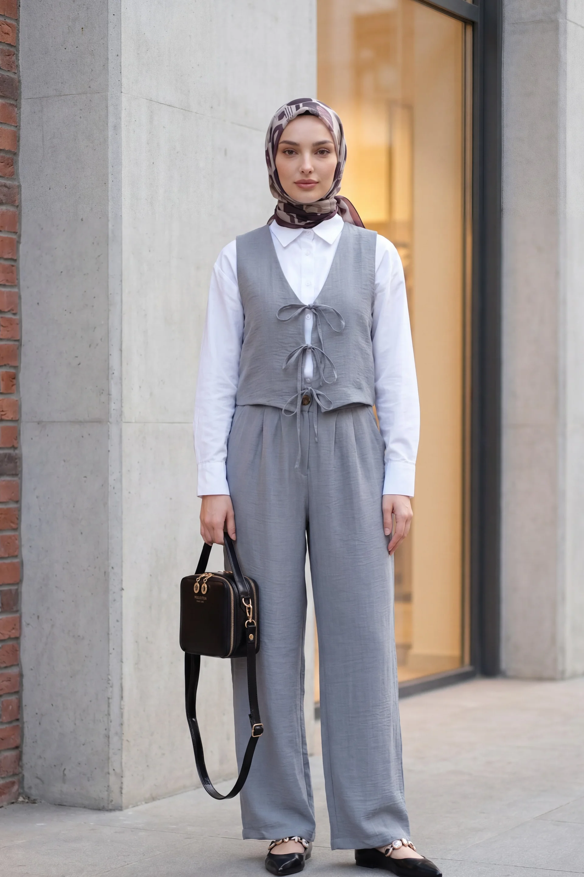 Women's Linen Look Two-Piece Set with Lace-Up Vest and Wide-Leg Trousers - Grey - Podyumplus - by Peralane - photo 4