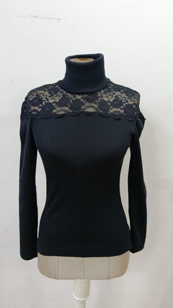 Women's Long-Sleeved Turtleneck Lace-Trimmed Top - Janes - by Peralane - photo 5
