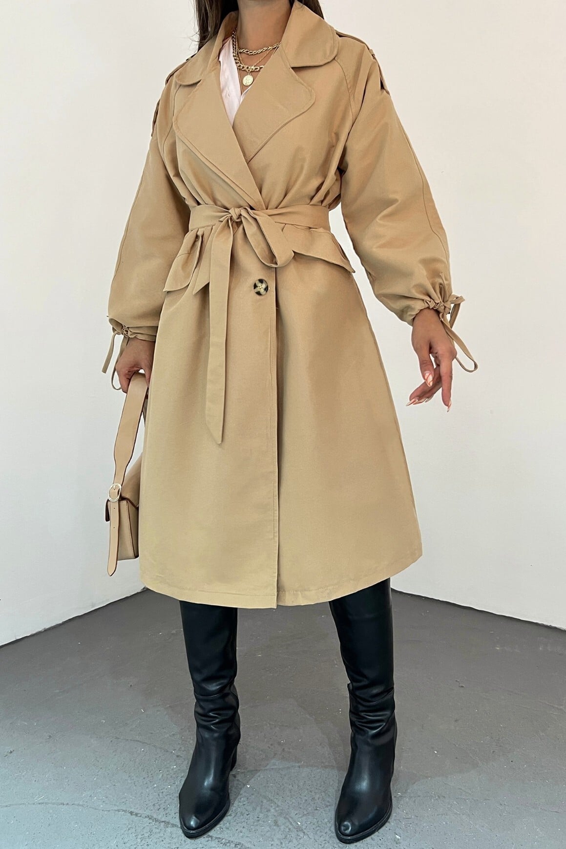 Shawl Collar Double-Breasted Oversize Trench Coat with Pockets and Tie Cuffs - Vizon - Podyumplus - by Peralane - photo 2