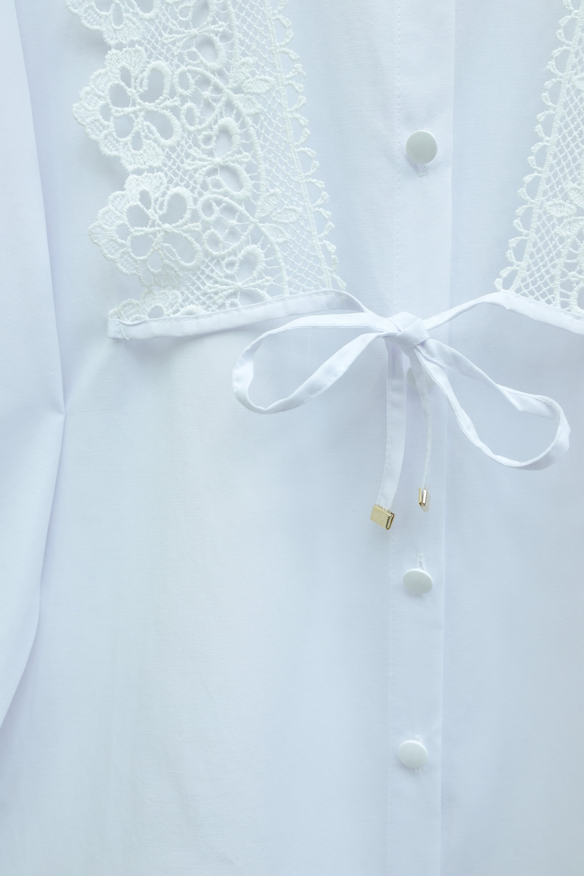 White Poplin Blouse with Lace Trim and Drawstring Tie - Podyumplus - by Peralane - photo 6