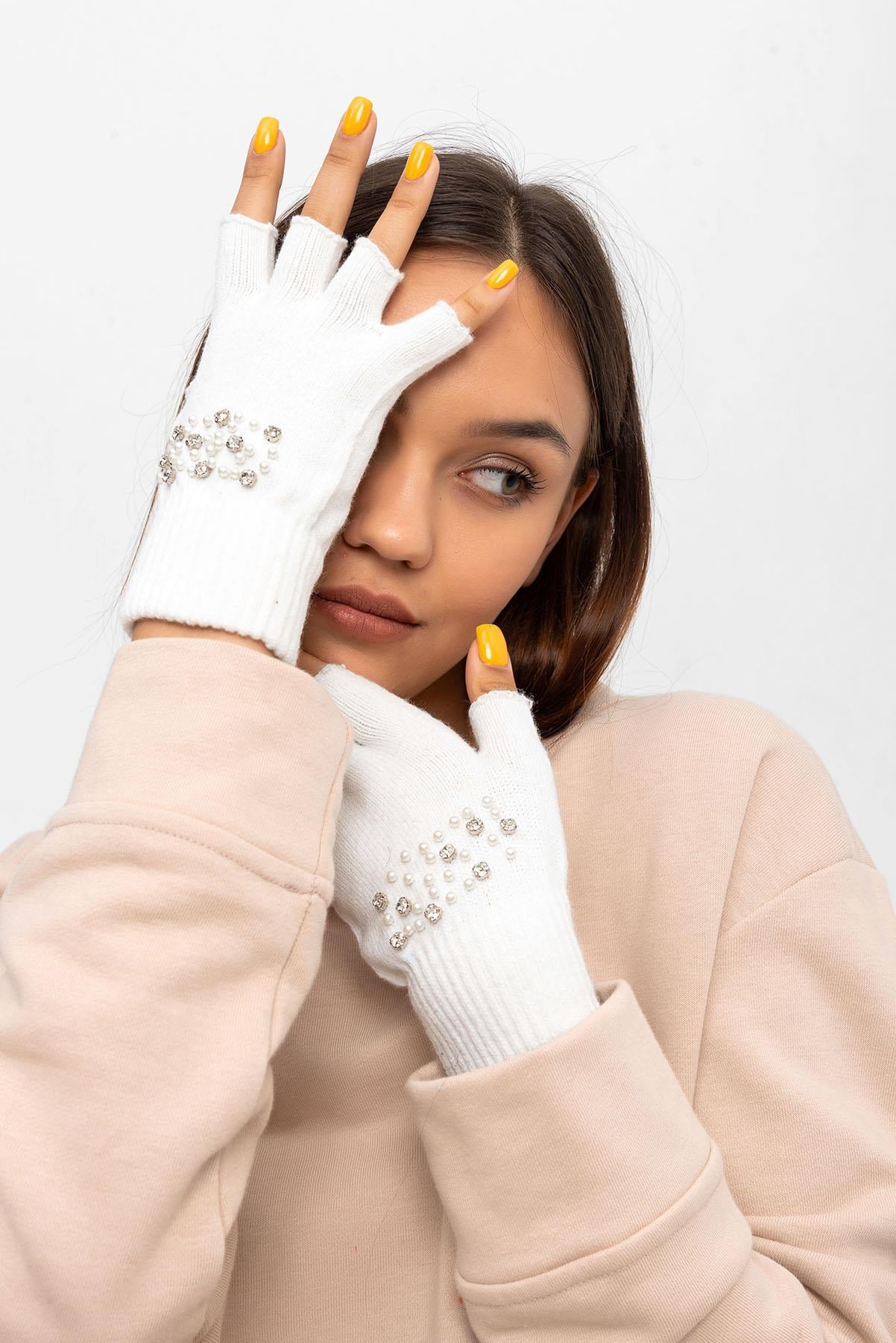White Fingerless Knit Gloves with Pearl and Rhinestone Embellishment - Nesvay - by Peralane - photo 4