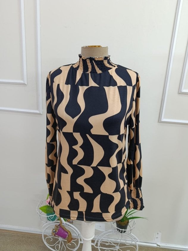 Women's Long Sleeve High Neck Printed Blouse - Janes - by Peralane - photo 6