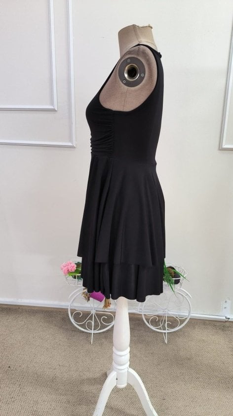 Women's Black Sleeveless Round Neck Tiered Short Sandy Dress - Janes - by Peralane - photo 6