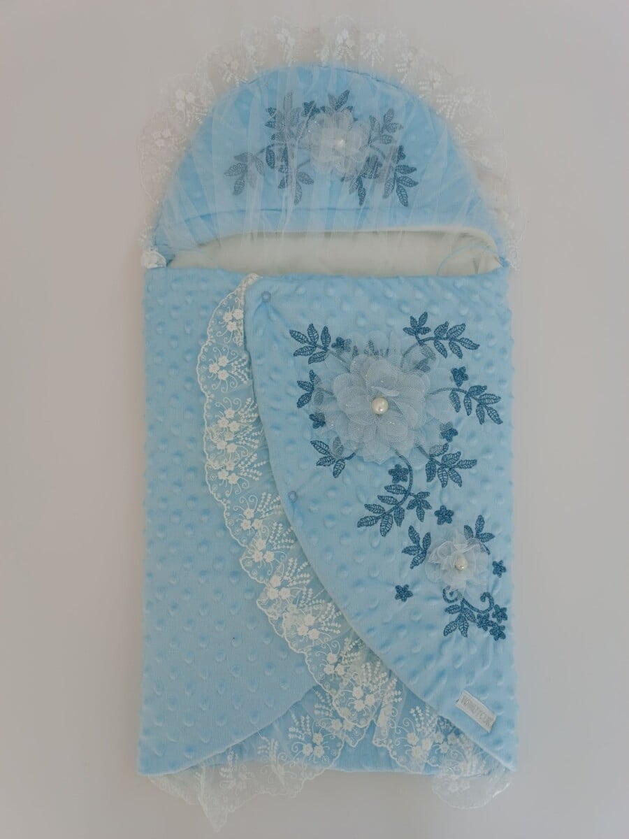 Unisex Baby Wrap Swaddle 0-9M Light Blue with Floral Embroidery - Tomuycuk - by Peralane