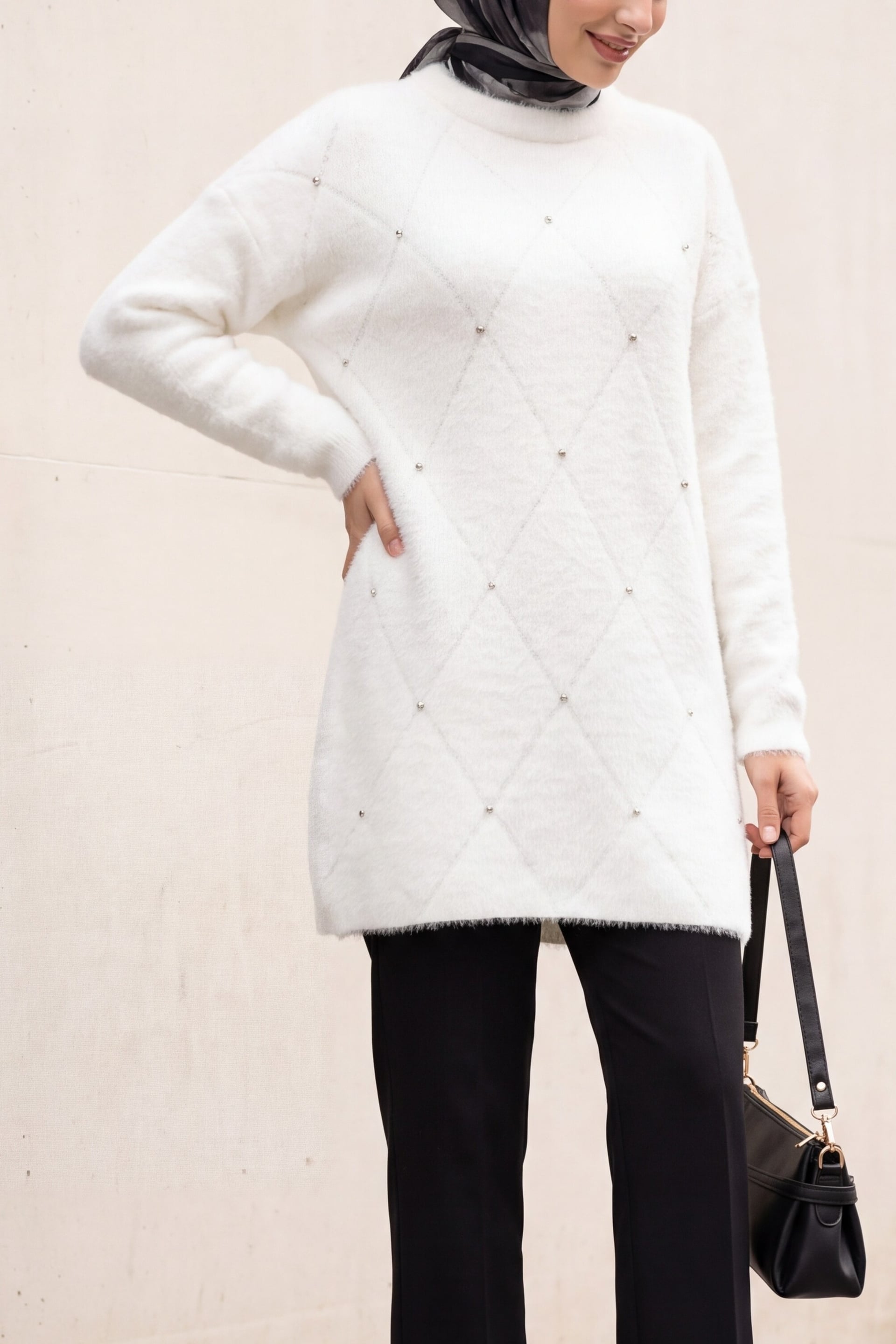 White Rhinestone Embellished Oversized Knit Tunic - Podyumplus - by Peralane - photo 2