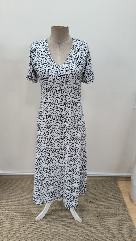 Women's White Floral Print Midi Dress with V-Neck and Side Slit - Janes - by Peralane - photo 6