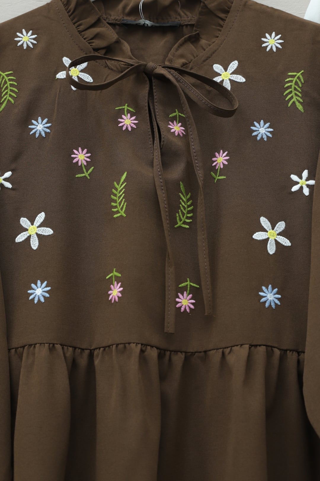 V-Neck Tie-Front Ruffled Floral Embroidered Poplin Tunic - Brown - Podyumplus - by Peralane - photo 10