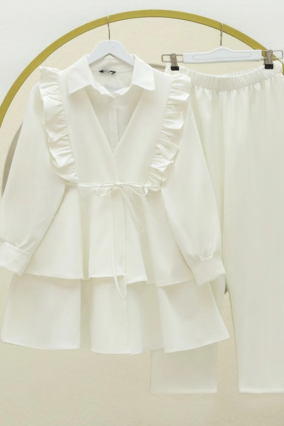 Women's Two-Piece Set with Ruffled Blouse and Wide-Leg Trousers - White - Podyumplus - by Peralane - photo 3