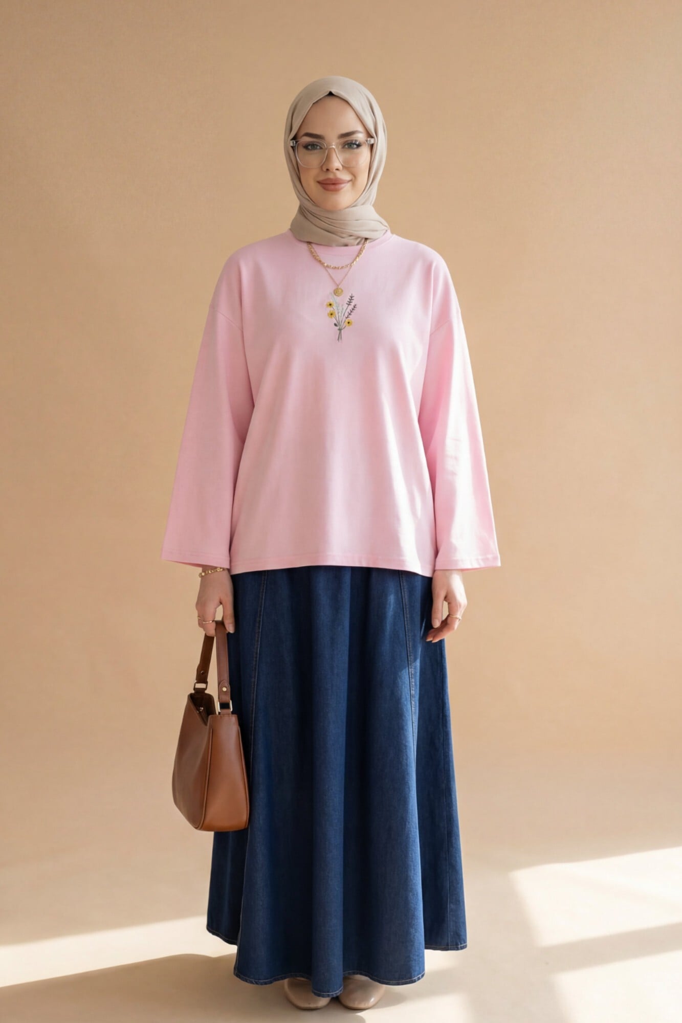 Pink Long-Sleeved Relaxed Fit Cotton Jersey T-Shirt with Floral Embroidery - Podyumplus - by Peralane - photo 3