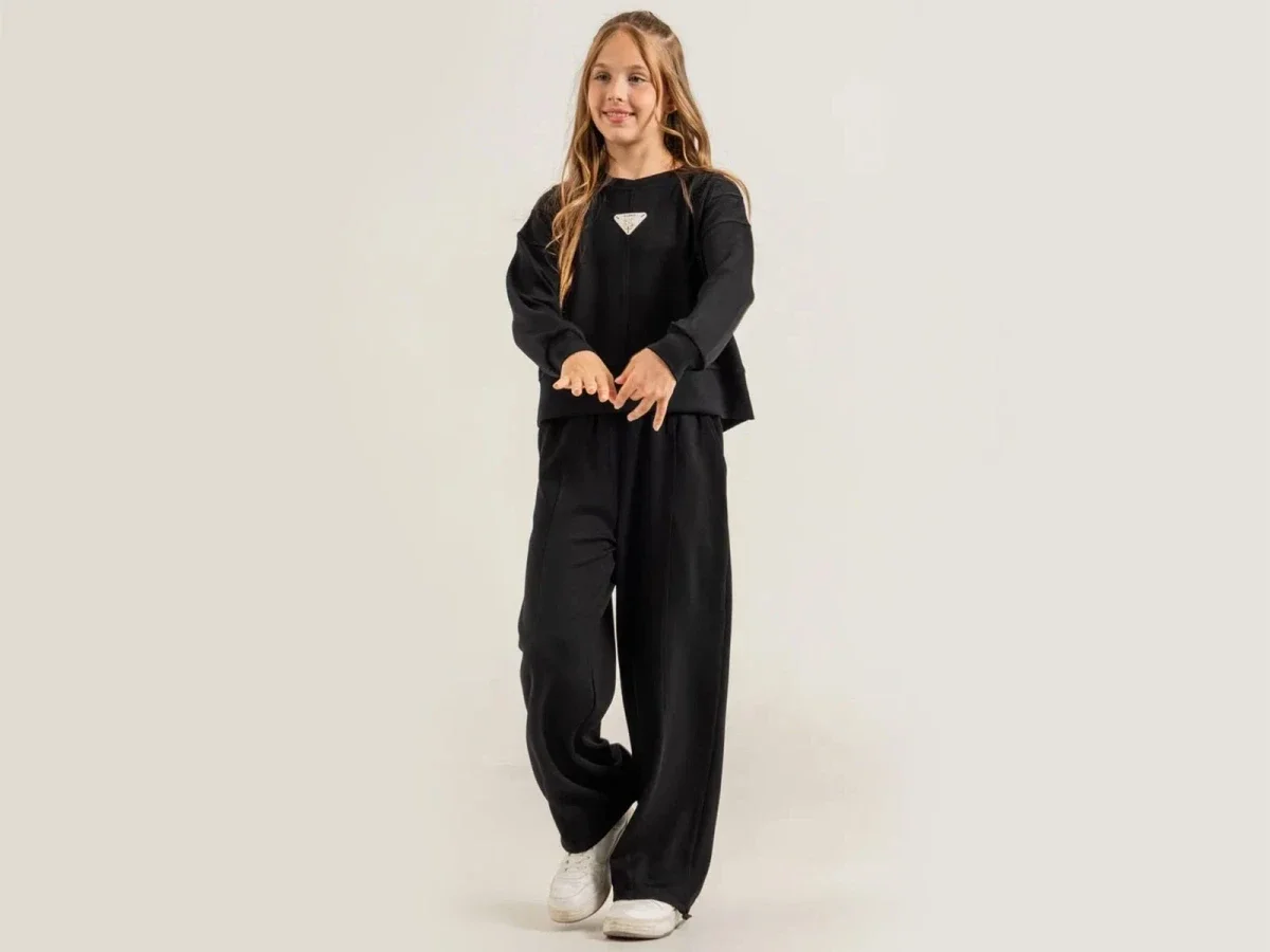 Striped Girls' Tracksuit Set with Emblem – Black - ÖZ Bebe - by Peralane