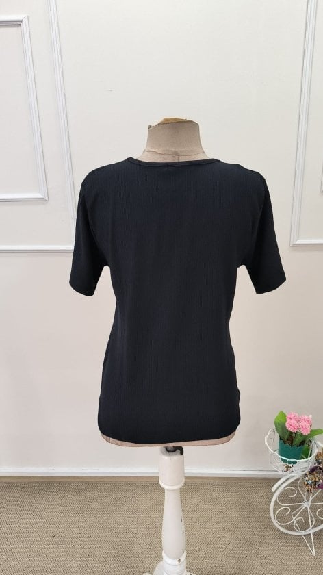 Women's Short Sleeve V-Neck Crepe Blouse - Janes - by Peralane - photo 6