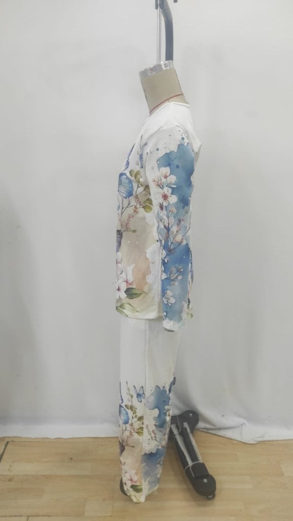 Women's Long-Sleeve Crew Neck Butterfly Print Pyjama Set - Janes - by Peralane - photo 5