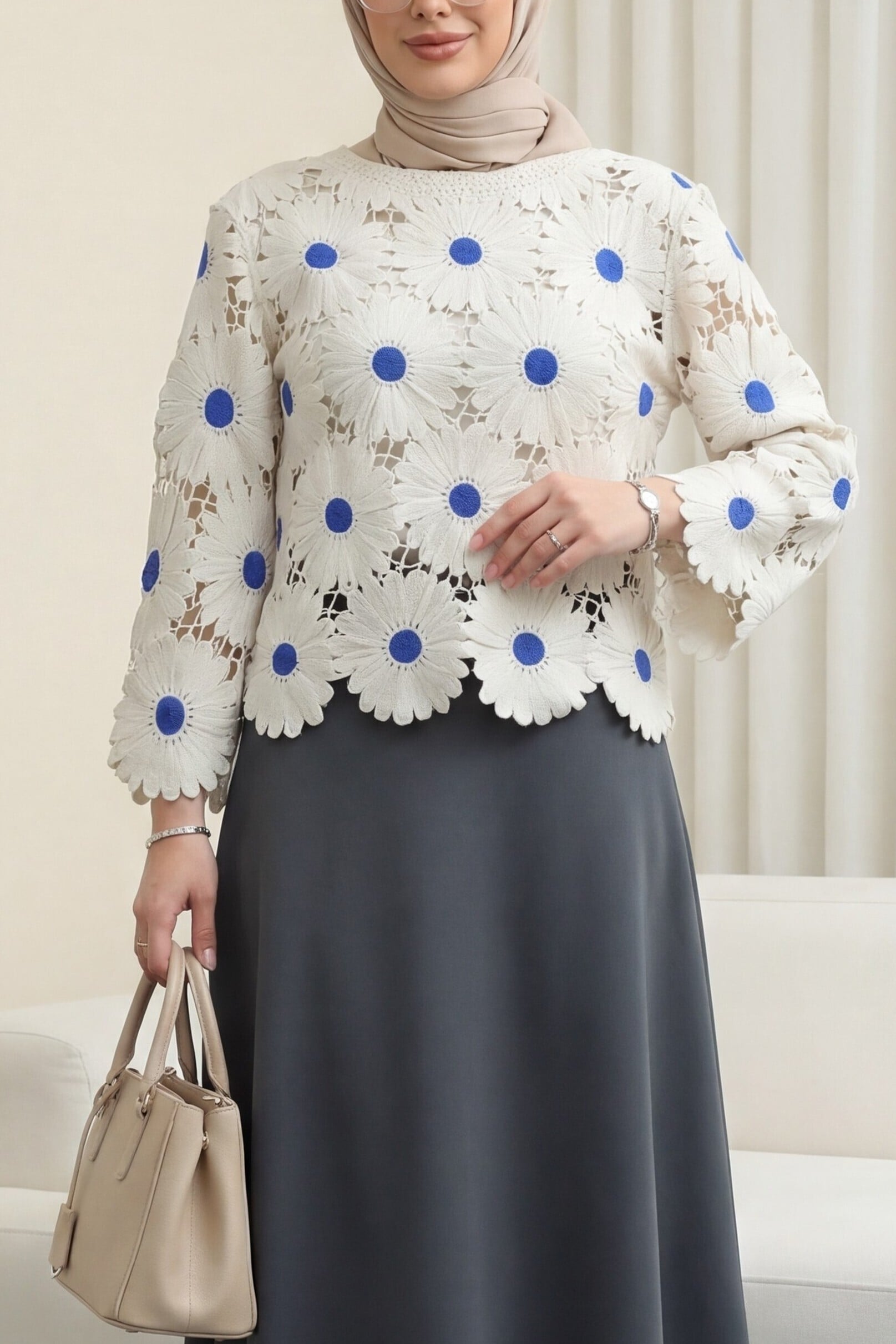 Boat Neck Daisy Print Knit Blouse - Podyumplus - by Peralane