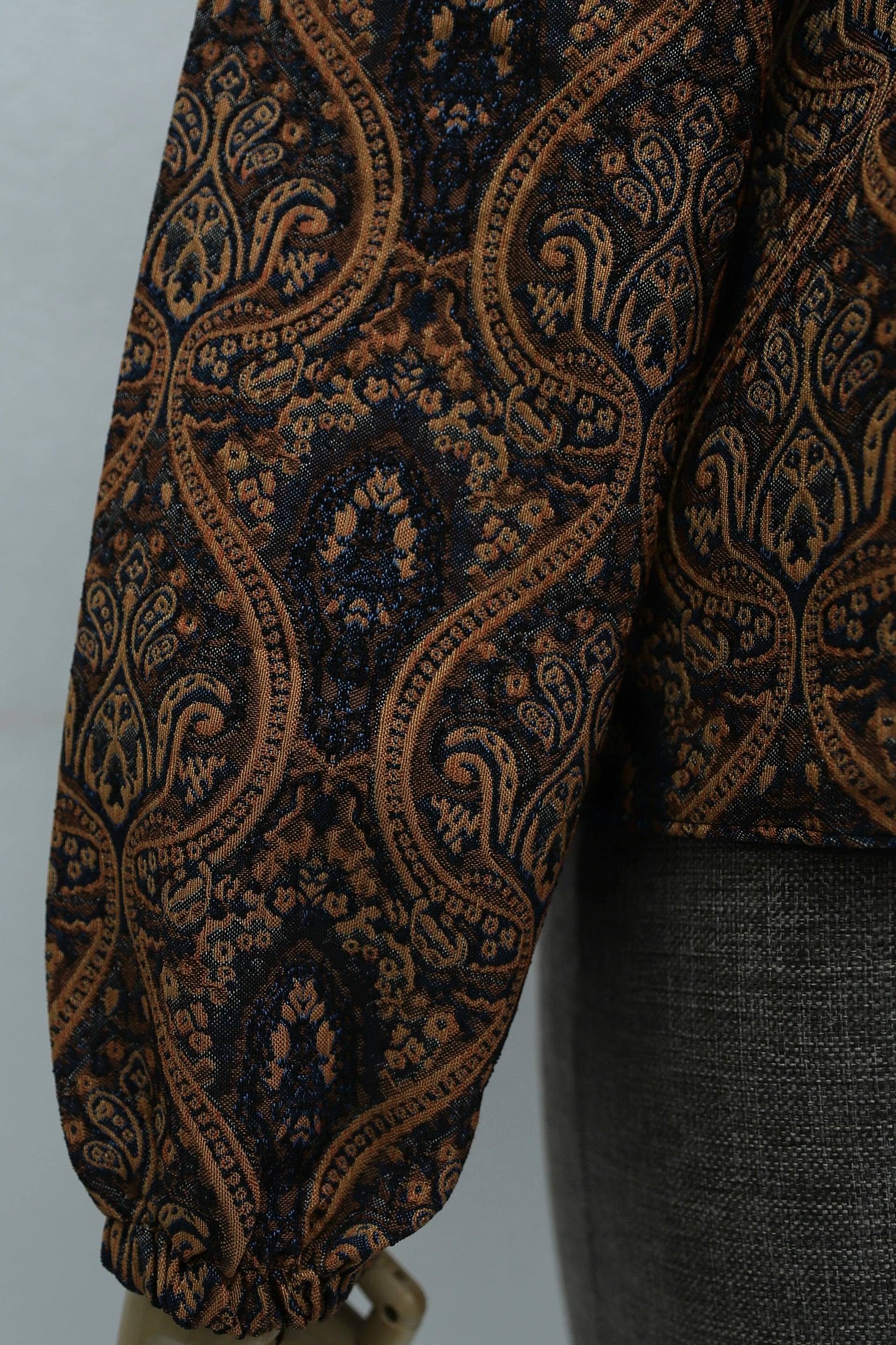 Jacquard Zip-Up Balloon Sleeve Jacket in Tan - Podyumplus - by Peralane - photo 7