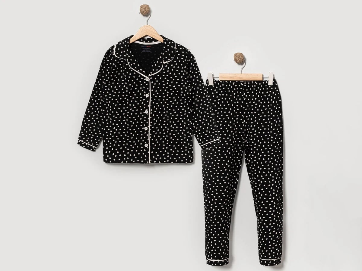 Girl's Heart Print Pajama Set with Collar and Buttons (Pack of 4) - Dolas - by Peralane