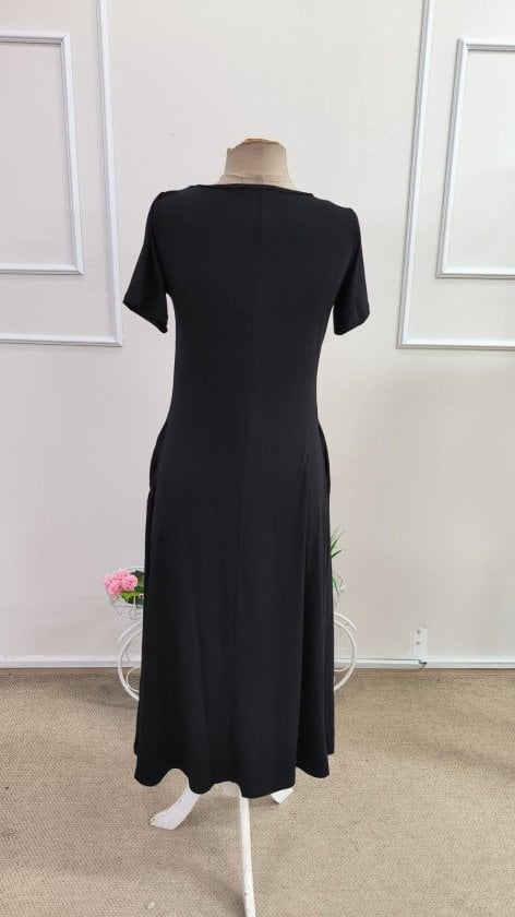 Women's Short-Sleeve V-Neck Midi Viscose Dress with Pockets - Janes - by Peralane - photo 6