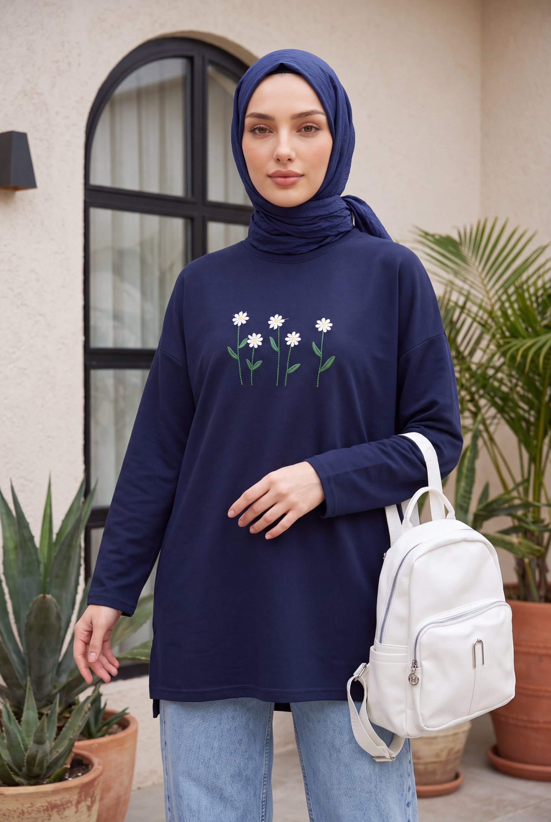Daisy Embroidered Round Neck Cotton Jersey Tunic - Navy Blue - Podyumplus - by Peralane - photo 2