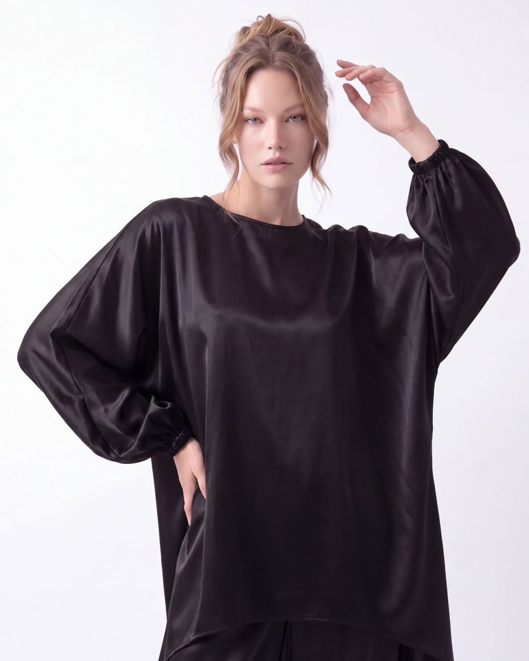 Black Two-Piece Tunic and Trousers Set - Fame - by Peralane - photo 2