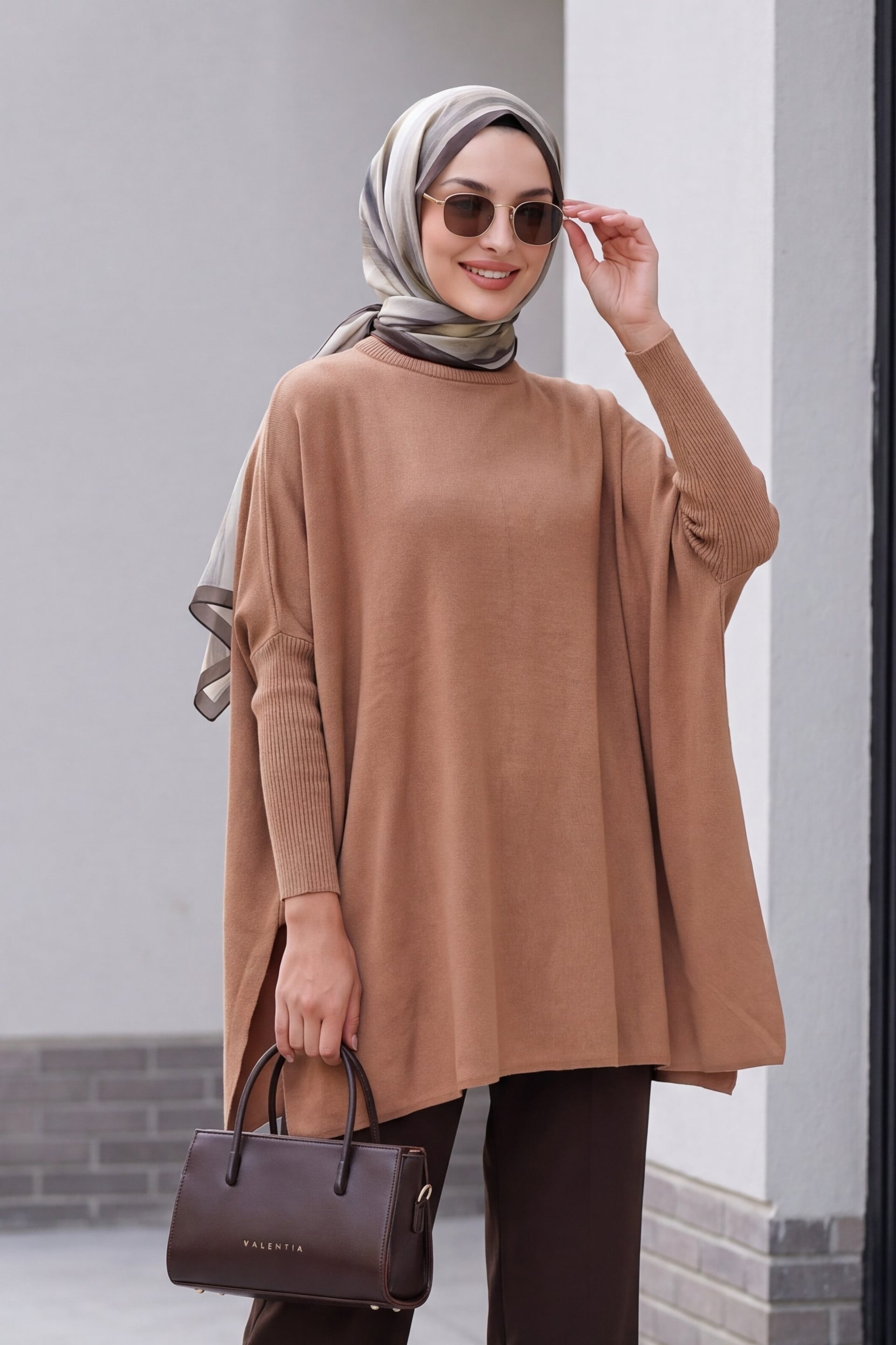 Camel Brown Oversized Poncho Knit Sweater with Side Slits - Bigdart - by Peralane - photo 2