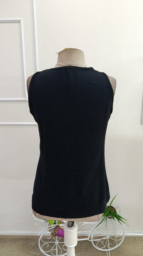 Women's Sleeveless V-Neck Aerobin Top - Janes - by Peralane - photo 7