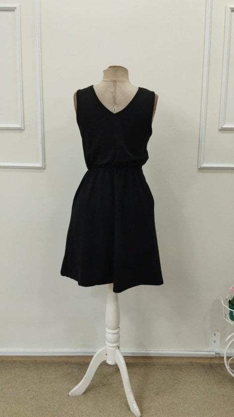 Women's Sleeveless V-Neck Jersey Dress with Elasticated Waist - Janes - by Peralane - photo 6