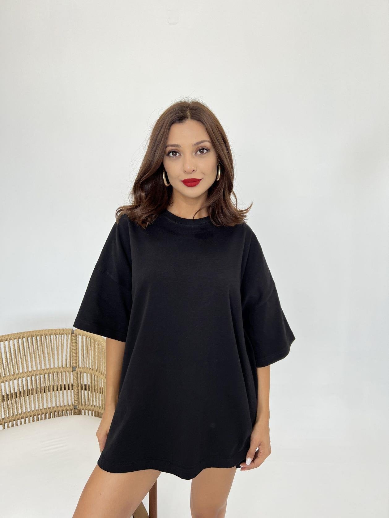 Women's Plain Black Oversized Cotton T-Shirt - Fame - by Peralane